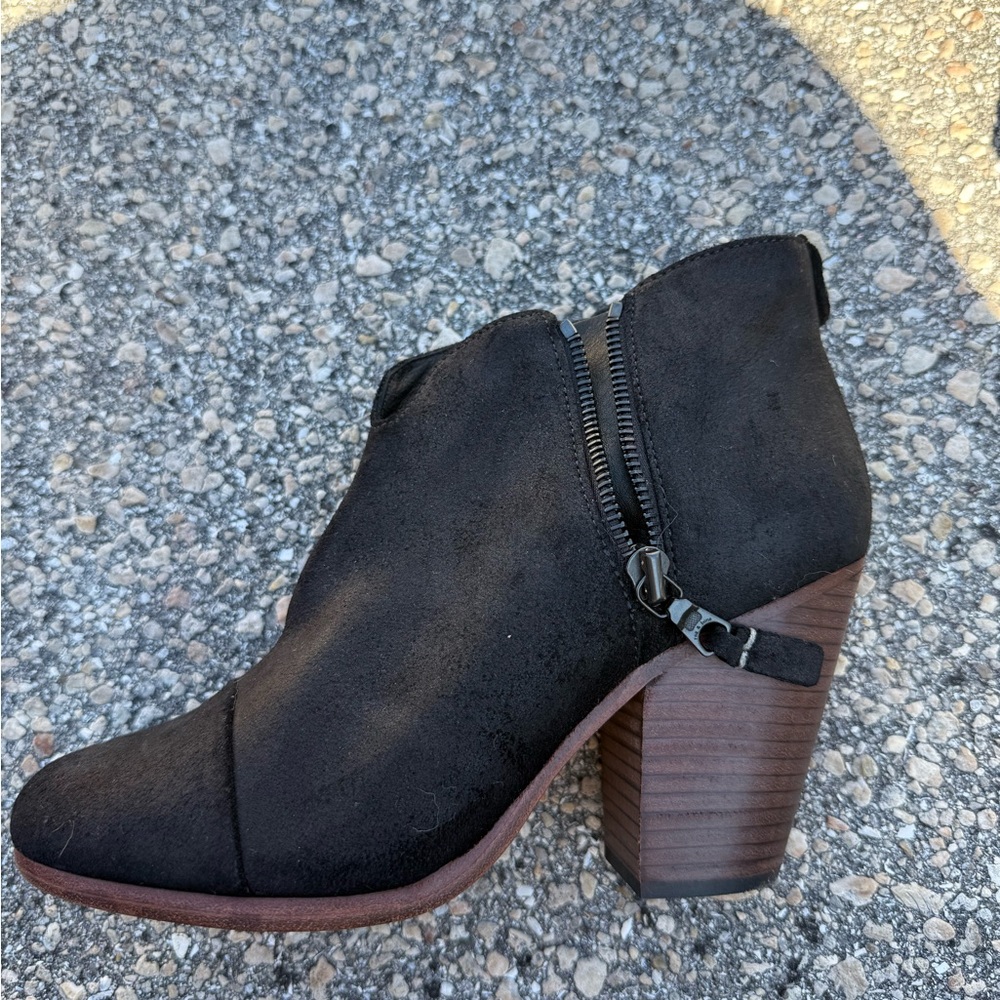 Brand new, never worn, Rag & Bone Booties.